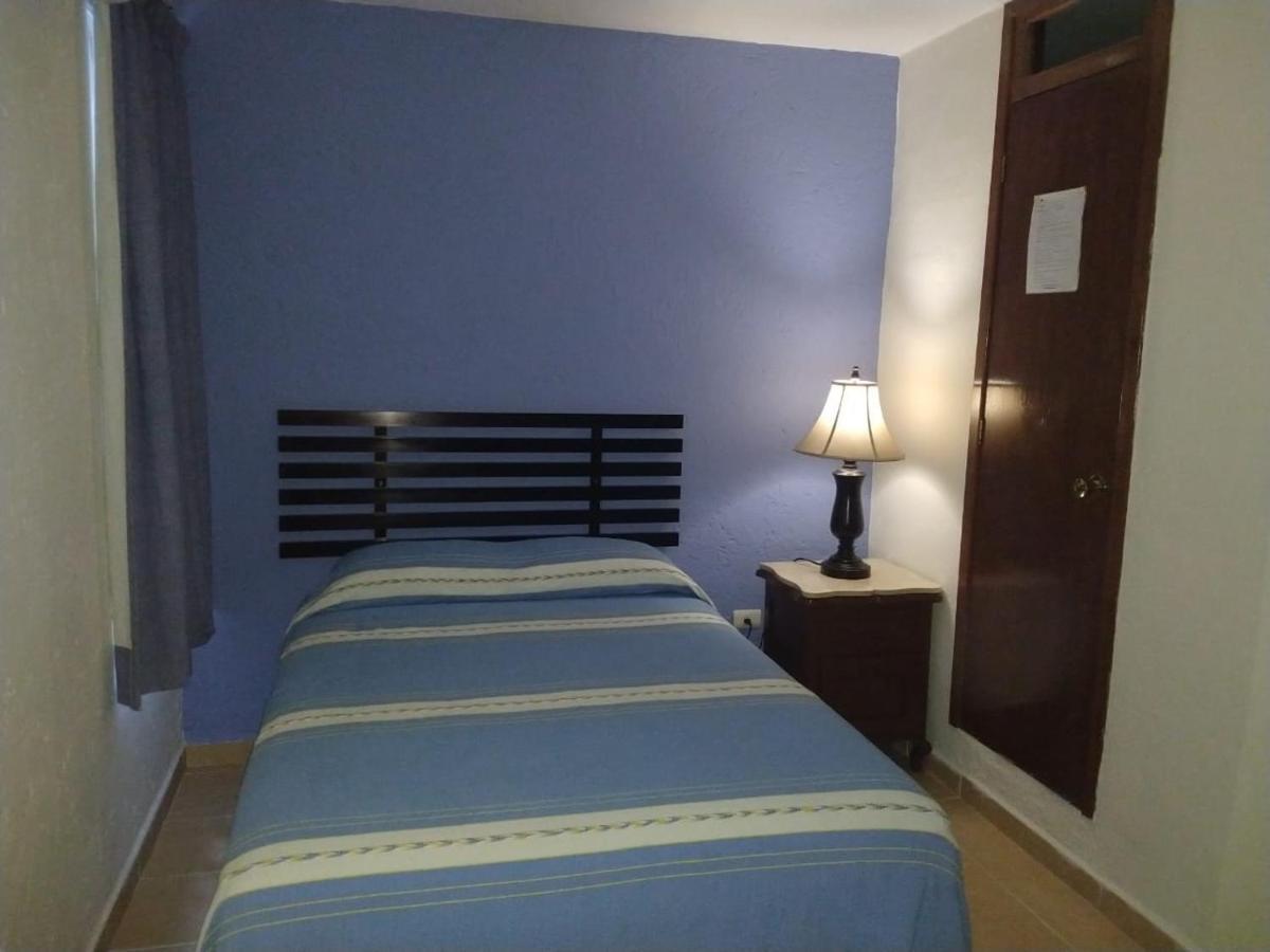 Hotel Pension San Juan 신데 델 카르멘 외부 사진