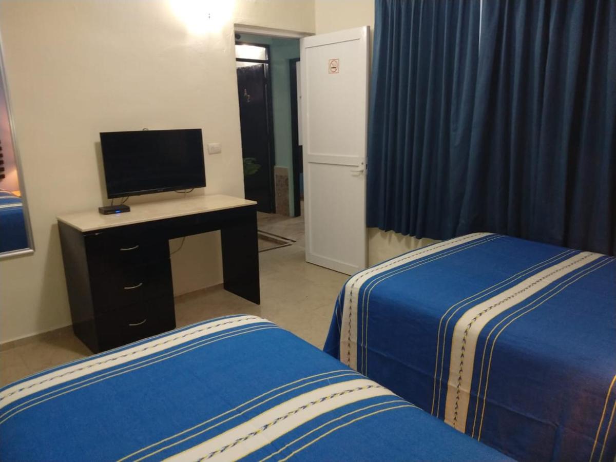 Hotel Pension San Juan 신데 델 카르멘 외부 사진